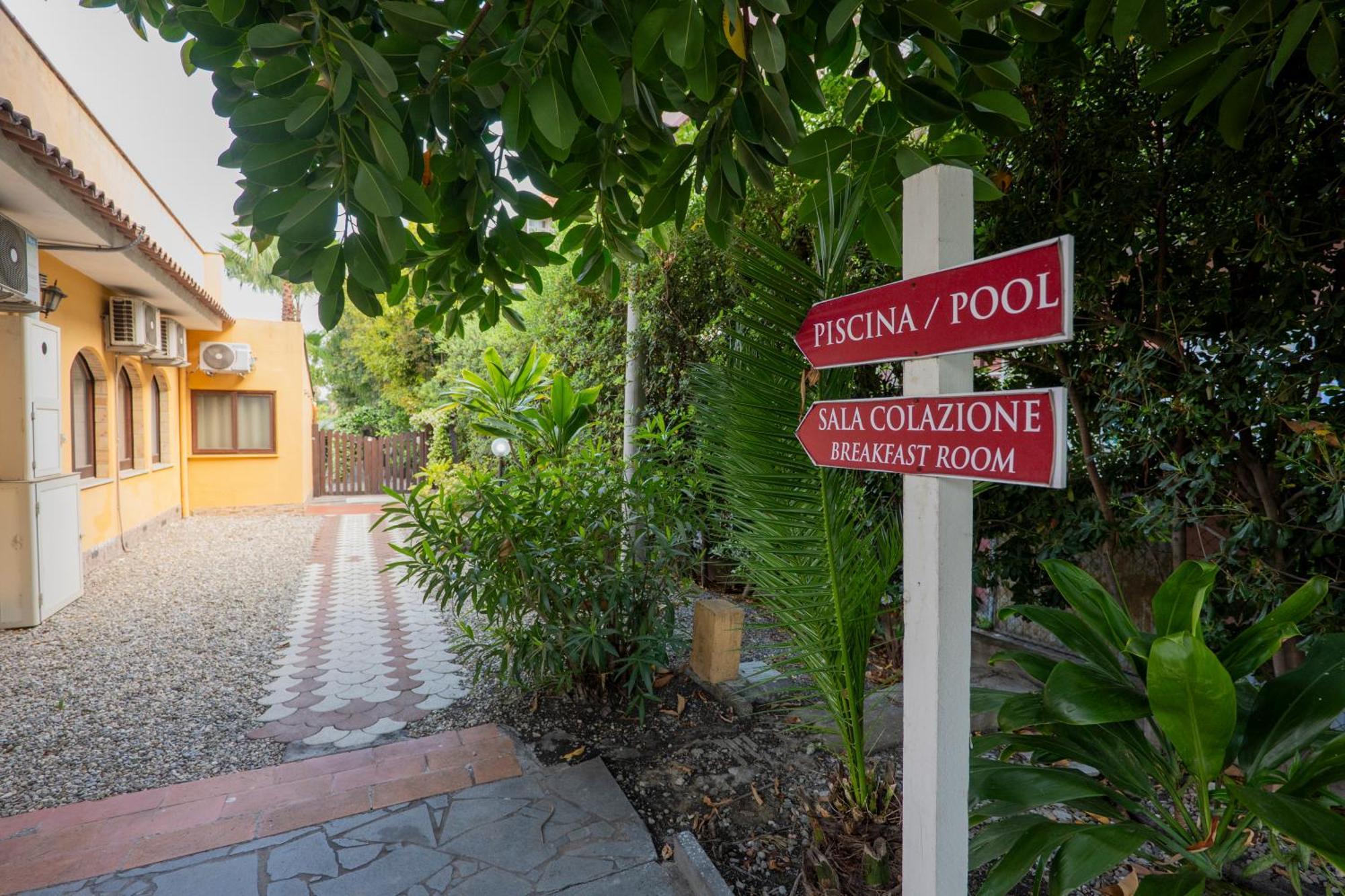 Villa Seta Giardini Naxos Exterior foto