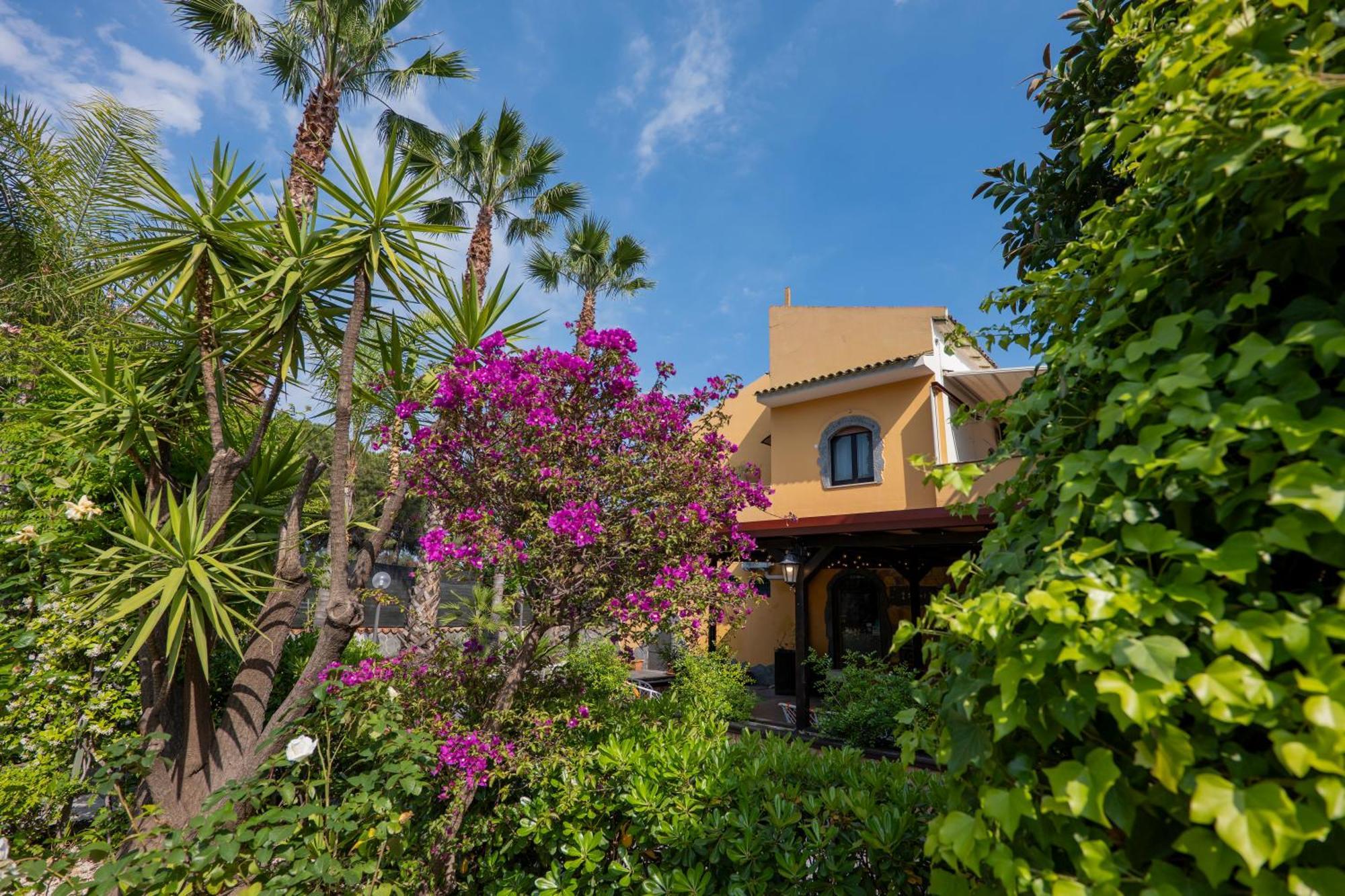 Villa Seta Giardini Naxos Exterior foto